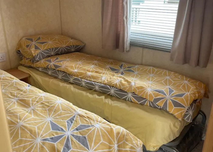 Blue 4 Caravan Ingoldmells 6 Berth 3 Bedrooms