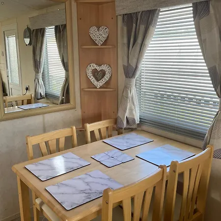 Blue 4 Caravan Ingoldmells 6 Berth 3 Bedrooms Экстерьер фото