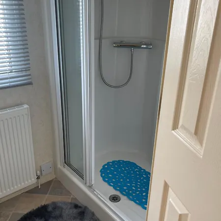 Blue 4 Caravan Ingoldmells 6 Berth 3 Bedrooms Экстерьер фото